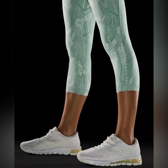 Lululemon legging - Swift speed high-rise crop 21” - Picture 5 of 9